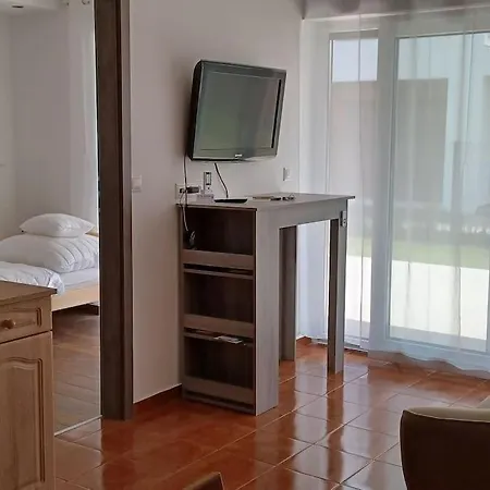 Apartament Ria Apartman Sosto By Bltn Siófok